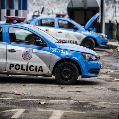 Homem inventa que ex-mulher era informante da polícia e a entrega para traficantes na Penha