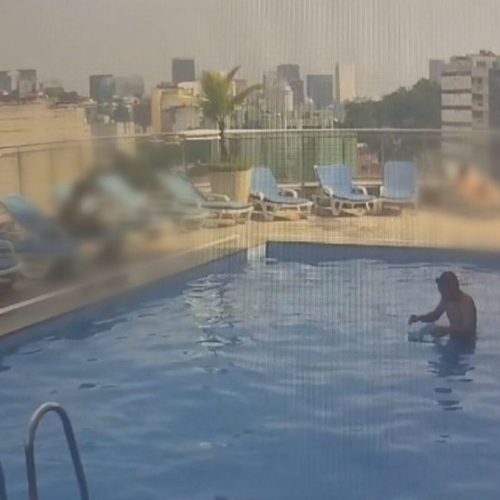 Homem finge ser hóspede de hotel, fala inglês para usar piscina, mas acaba preso