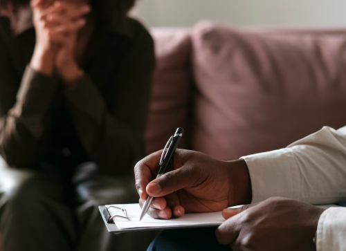 Como a Neurolinguística Ajuda na Superação de Traumas Emocionais