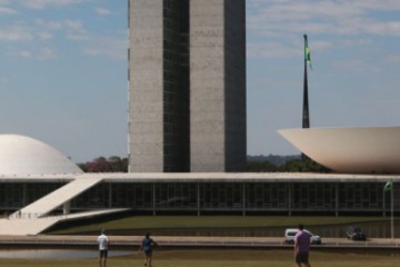 Congresso Nacional inicia 2025 com foco na economia e desafios fiscais