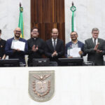 Aniversário de 25 anos da Comunidade Católica Shalom é comemorado na Assembleia Legislativa do Paraná