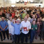PT lança Enio Verri como pré-candidato ao Senado durante evento em Maringá