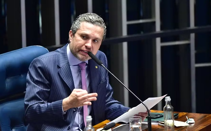 Inspeção obrigatória para veículos com mais de cinco anos causa polêmica entre motoristas