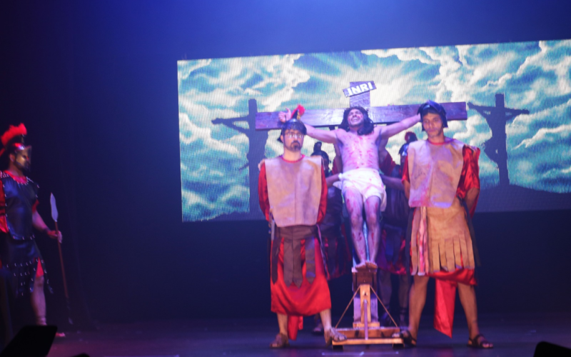 Teatro Musical “Paixão de Cristo” comemora 25 anos com apresentações em Santa Fé do Sul e Jales, SP.