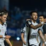 Favoritos brilham na abertura da quinta fase da Copa do Brasil